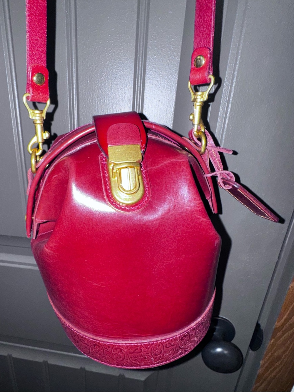 New Old Trend Doctor Bucket Crossbody Burgundy Leather w/ Dustbag